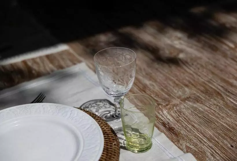 Aamiaismajoitus (B&B) Château La Gravière