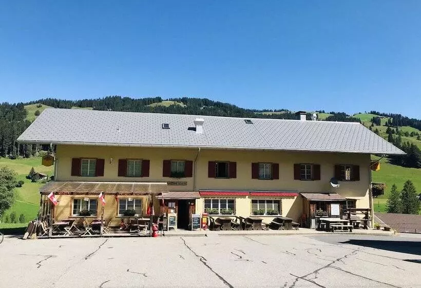 ベッドアンドブレックファースト Gasthof Rosegg