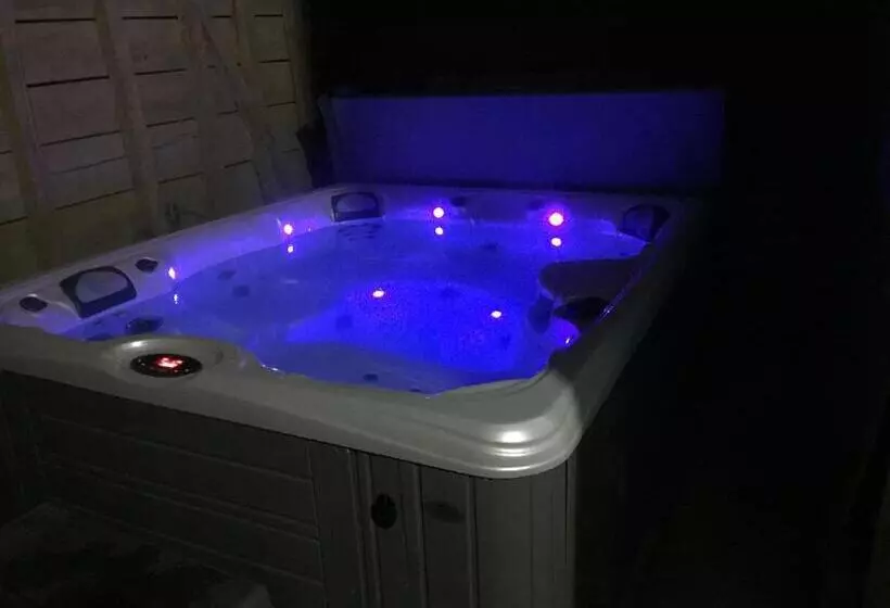 Aamiaismajoitus (B&B) Le Clos Dessyag