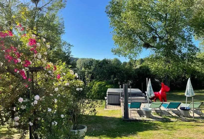 Aamiaismajoitus (B&B) Le Clos Dessyag