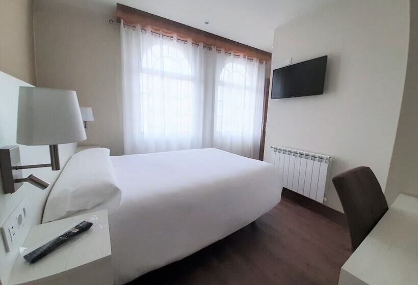 فندق فئة نجمة واحدة La Terraza