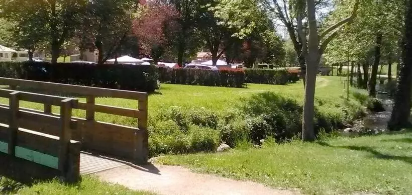 ホテル Camping Le Verdillé