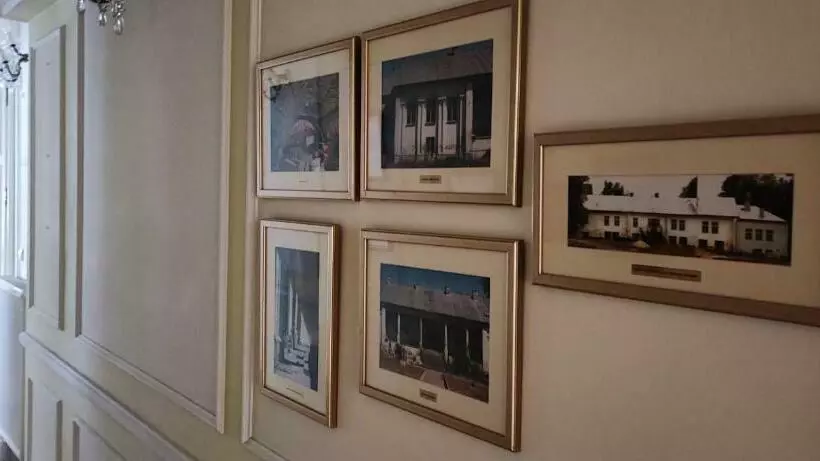 هتل Dworek Wola Ociecka