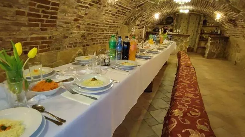 هتل Dworek Wola Ociecka