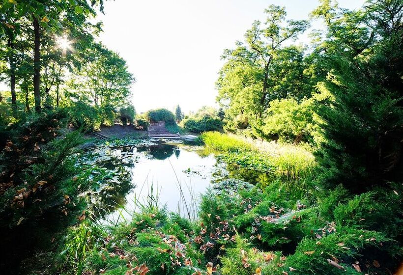 فندق Dworek Wola Ociecka