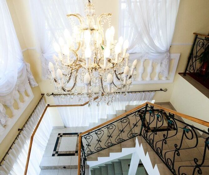 فندق Dworek Wola Ociecka