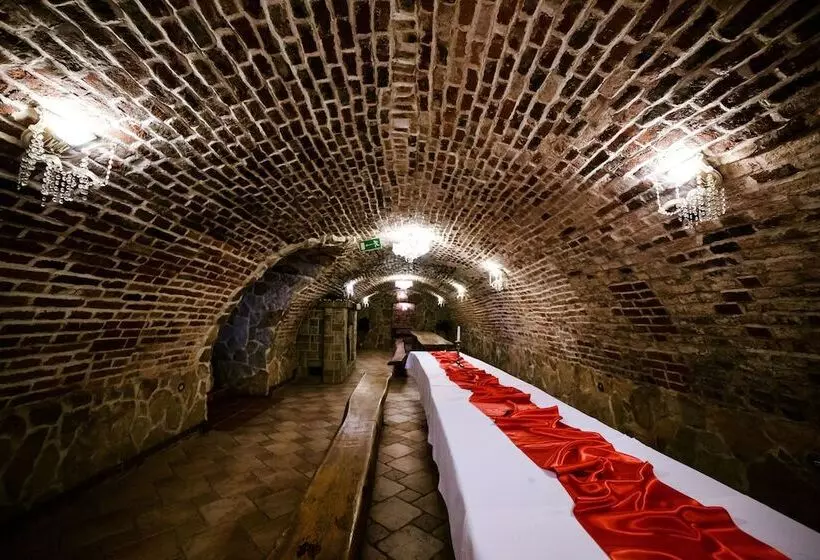 هتل Dworek Wola Ociecka