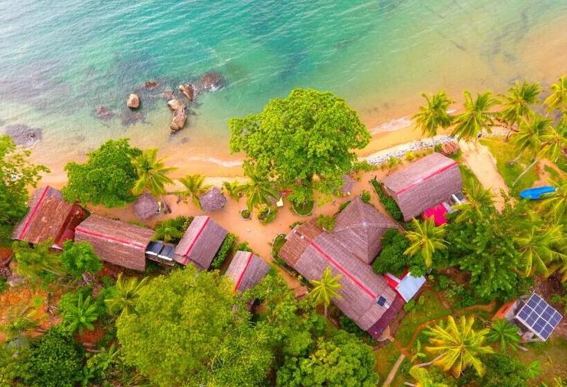 هتل Floraly Komba