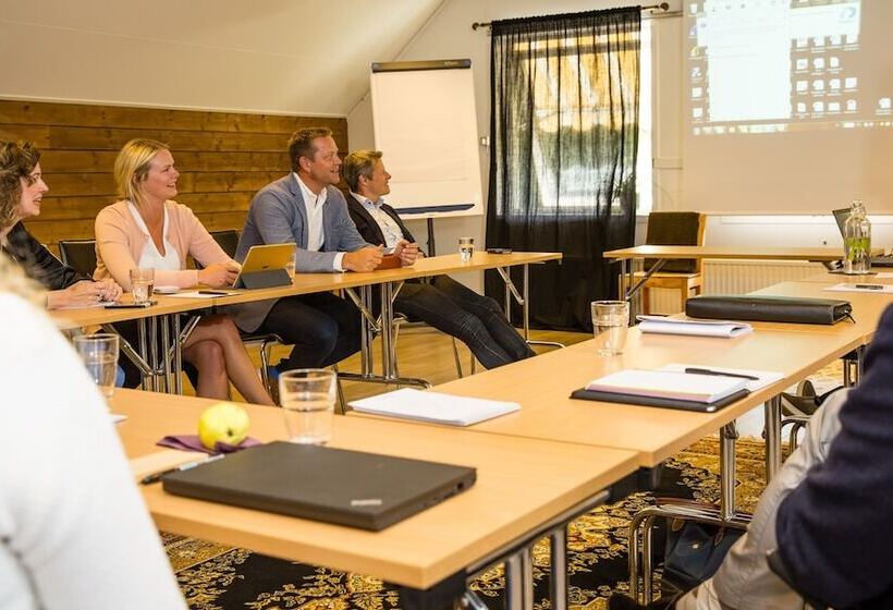 فندق Färna Herrgård & Spa