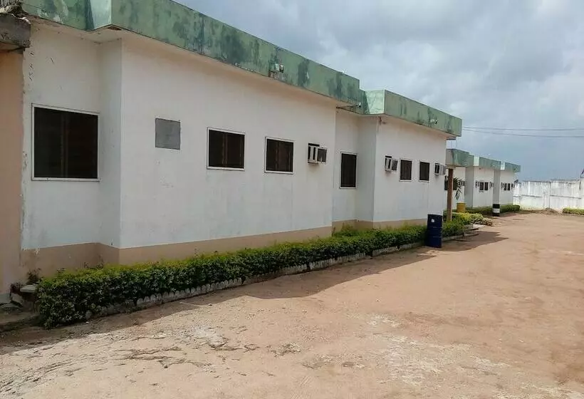 ホテル Hôtel Le Paradis   Adults Only