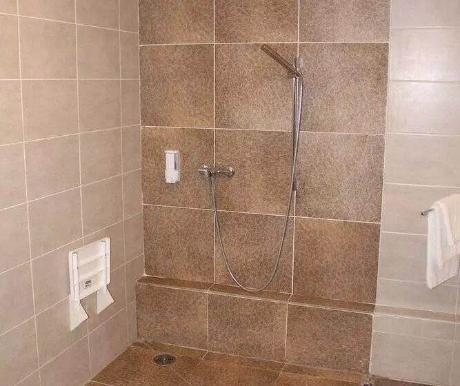 ホテル L Hôtel Du Bastier