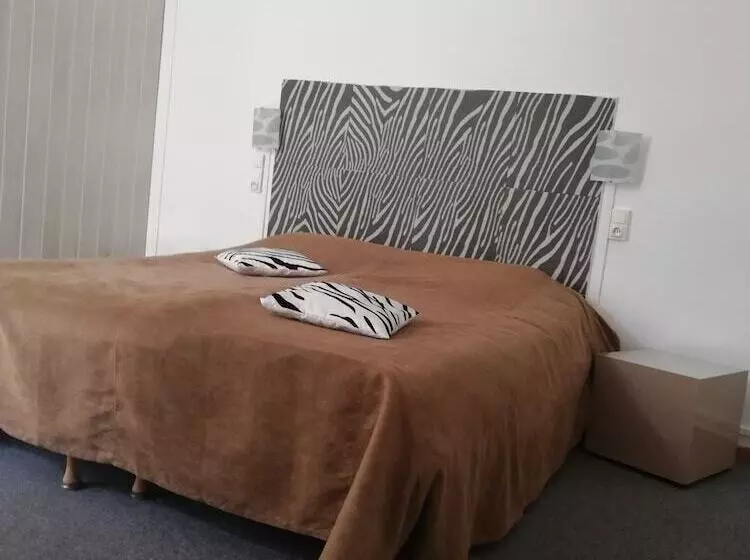 ホテル L Hôtel Du Bastier