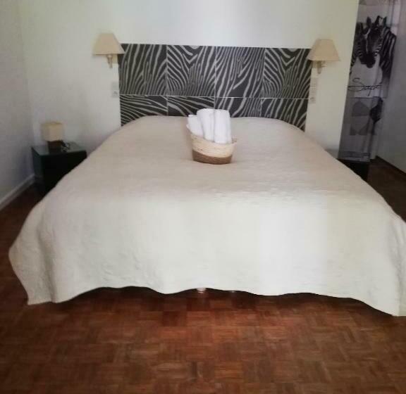 فندق L Hôtel Du Bastier