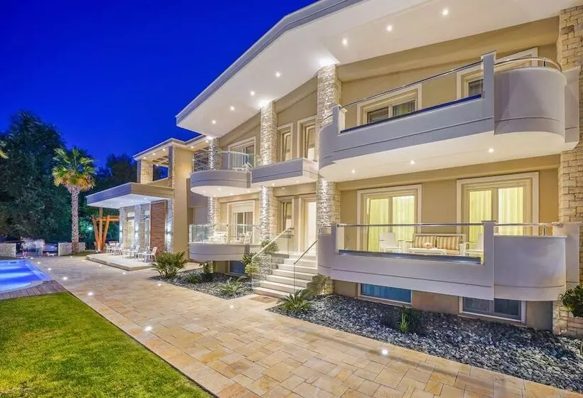 Hotelli Lobelia Luxury Suites