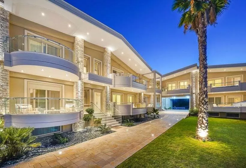 Hotelli Lobelia Luxury Suites