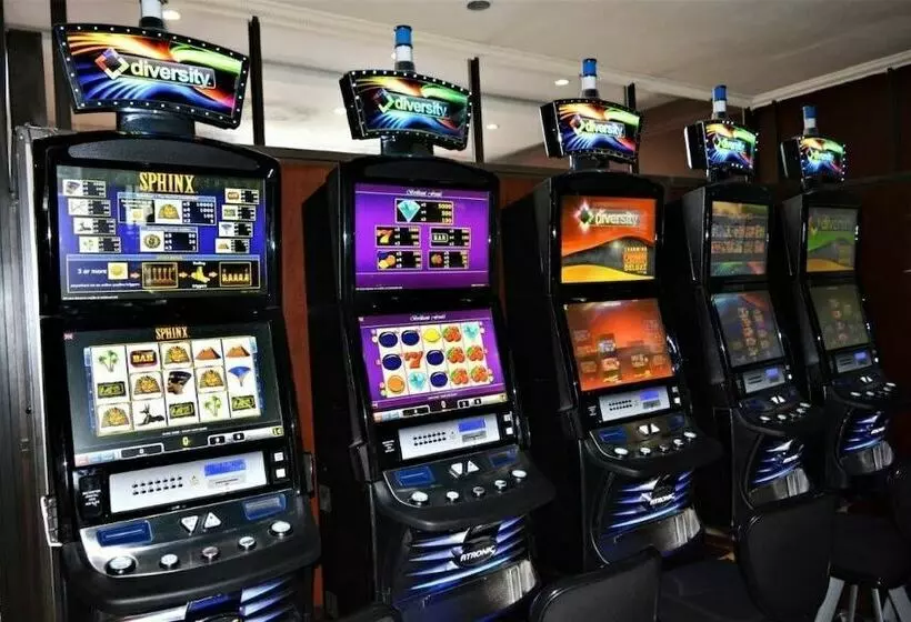 Montclair Hotel & Casino