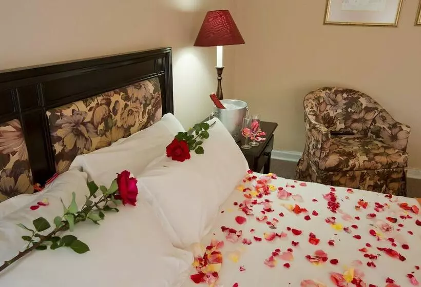 Montclair Hotel & Casino