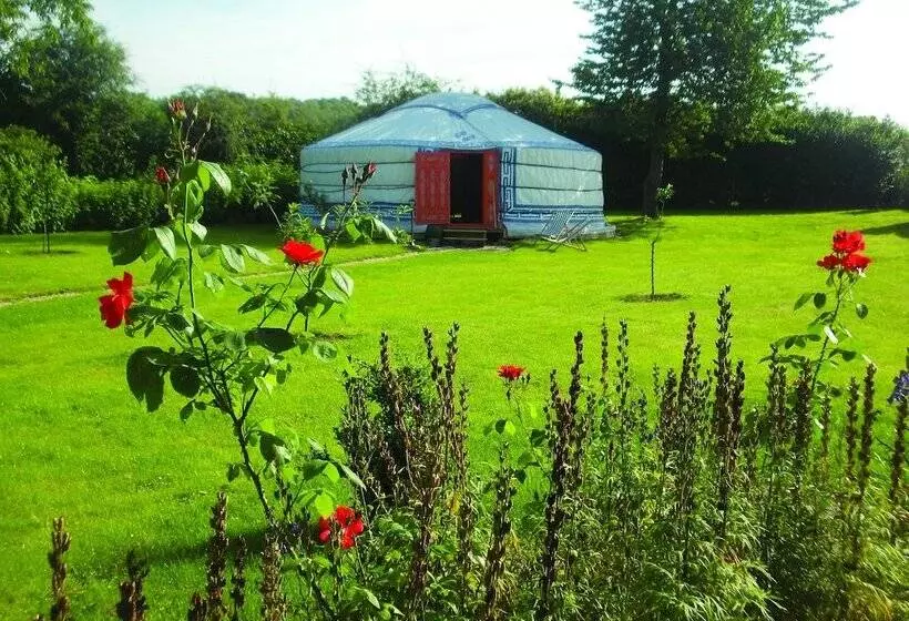 ホテル Le Village Des Templiers