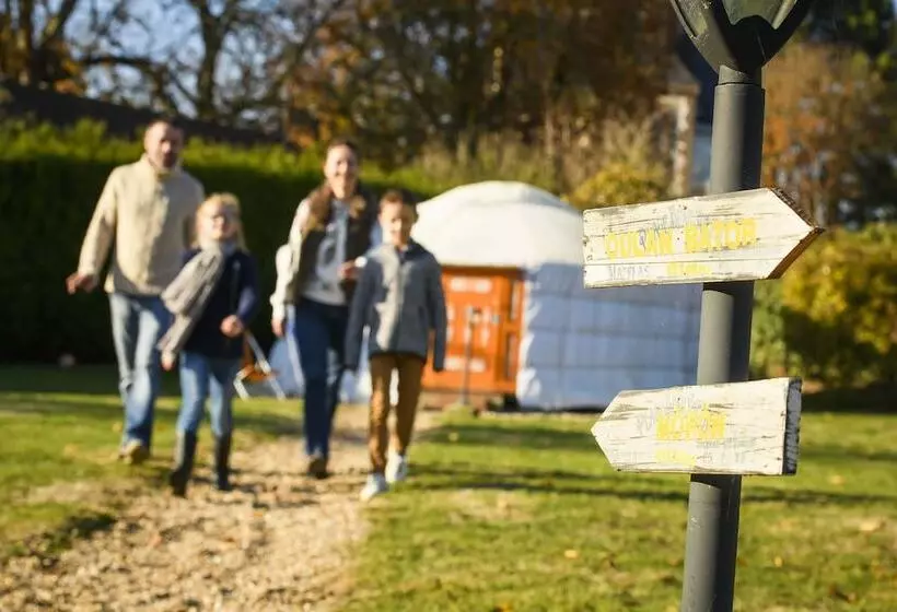 ホテル Le Village Des Templiers