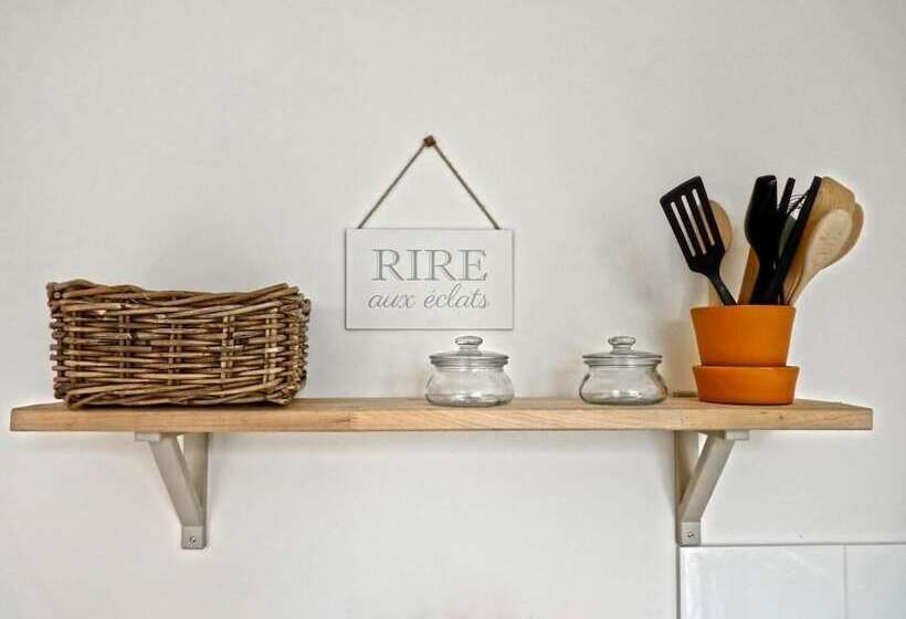 فندق Le Village Des Templiers