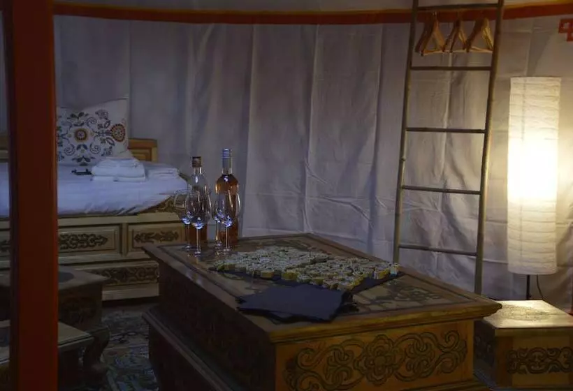 ホテル Le Village Des Templiers