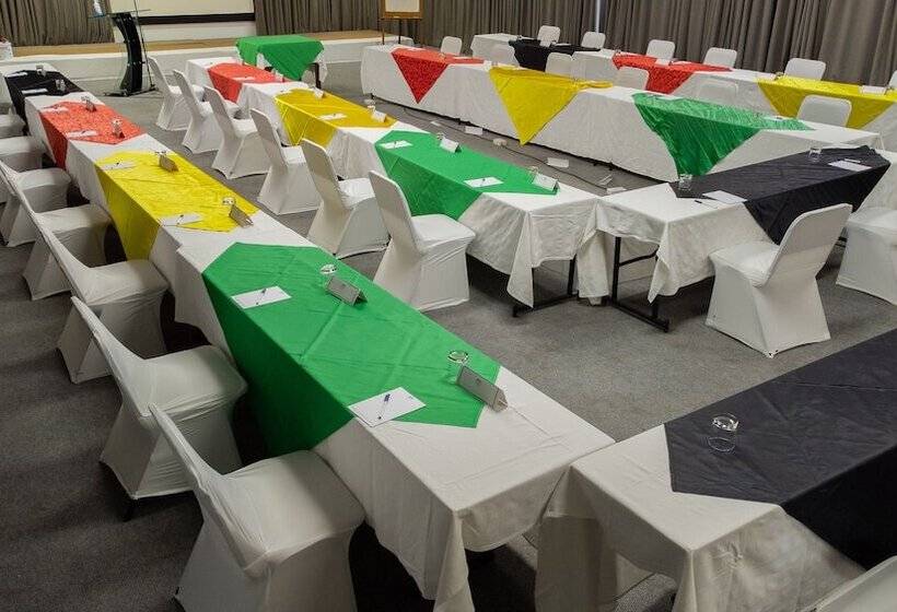 Montclair Hotel & Casino