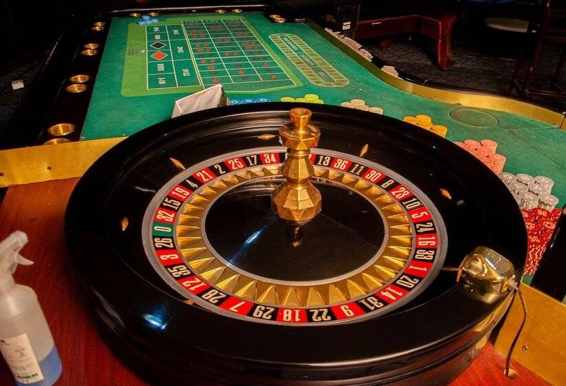 Montclair Hotel & Casino