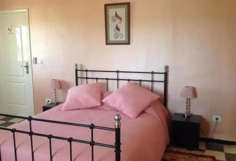 پانسیون Dar El Ferdaous