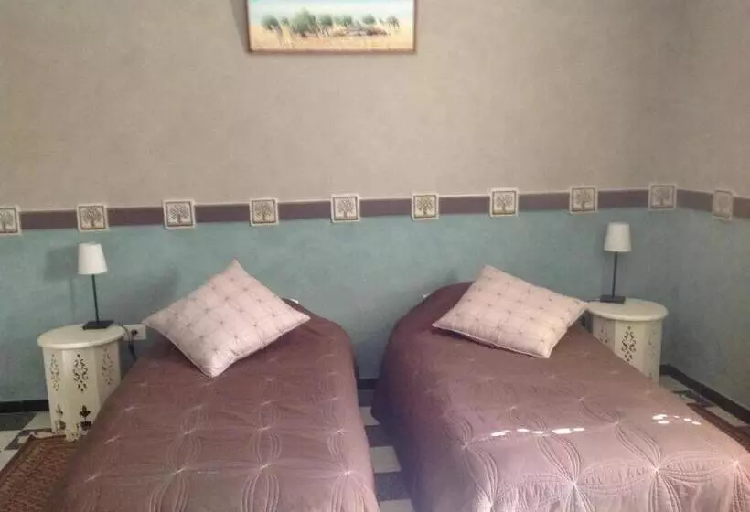 پانسیون Dar El Ferdaous