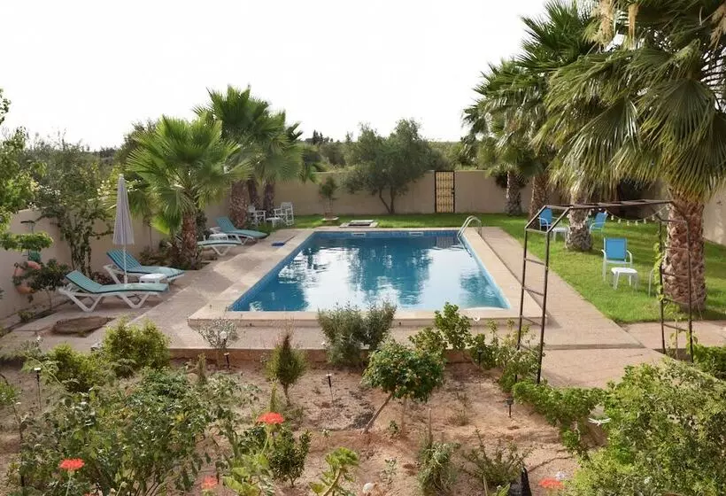 پانسیون Dar El Ferdaous