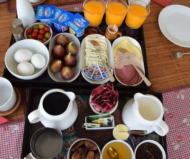 پانسیون Dar El Ferdaous