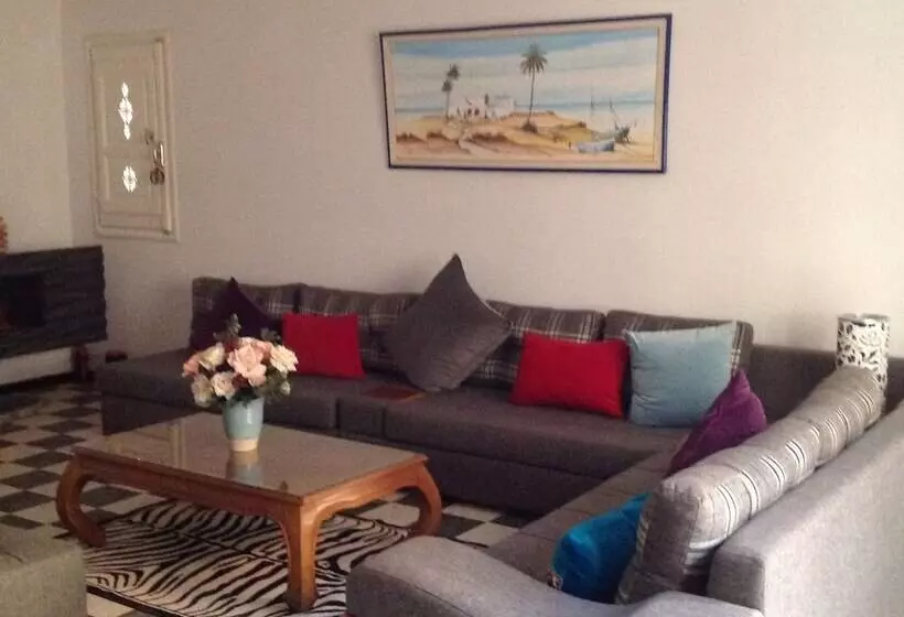 پانسیون Dar El Ferdaous