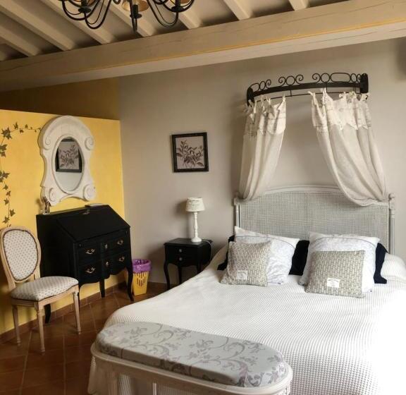 膳宿费 Entre Vignes Et Dentelles