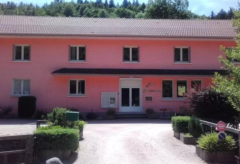 ペンション Les Sources