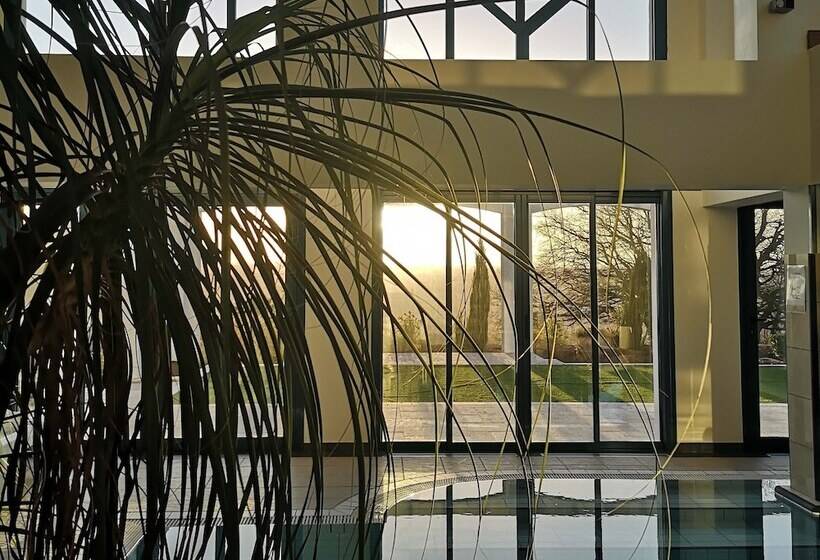 ペンション Maison Toussaint