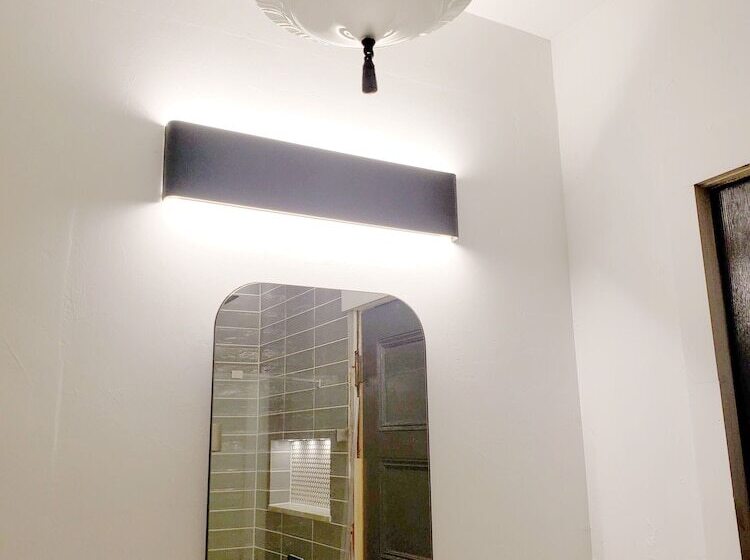 פנסיון Shadowcrest