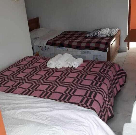 펜션 Theresa Hotel At Karpaz Peninsula