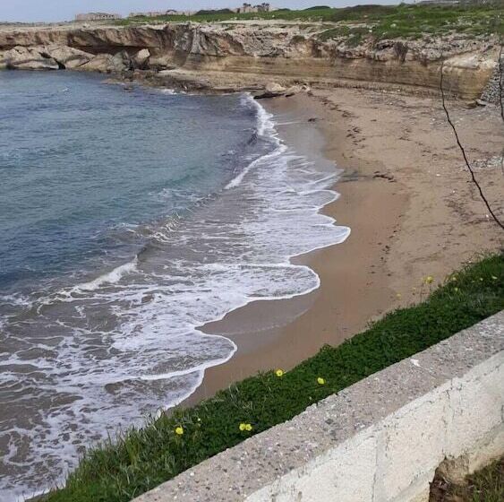 펜션 Theresa Hotel At Karpaz Peninsula