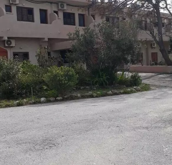 ペンション Theresa Hotel At Karpaz Peninsula