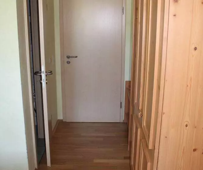 Majatalo Zur Rotenfelsstube