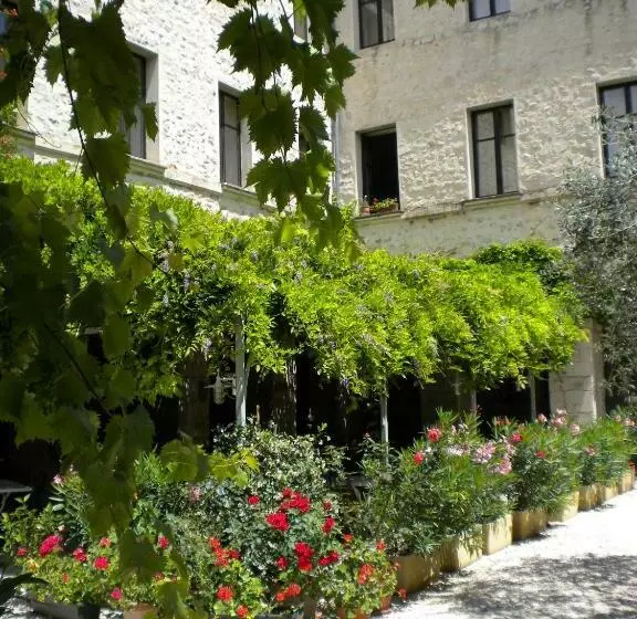 استراحتگاه Le Cloître Des Dominicains