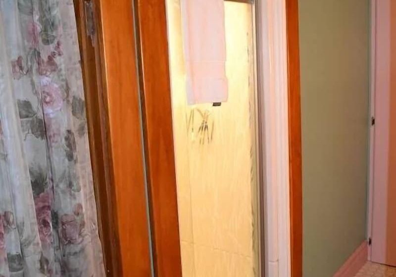 The Conner House B&b