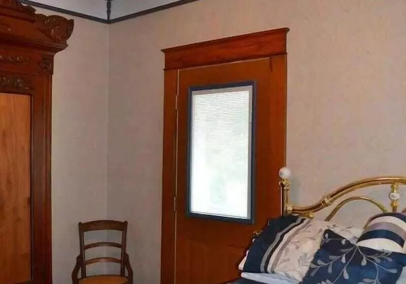 The Conner House B&b