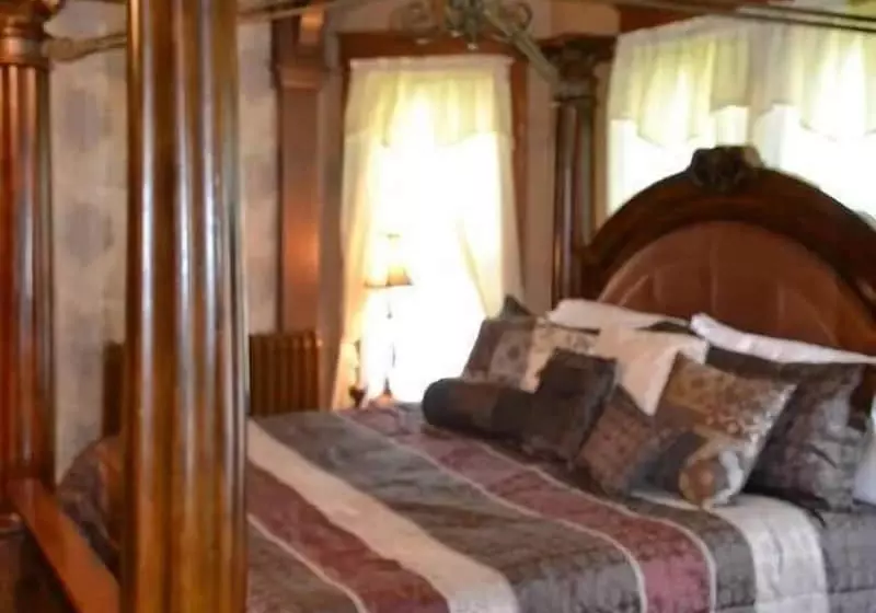 The Conner House B&b