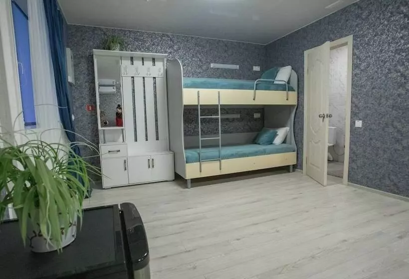 Auberge Guest House Piter