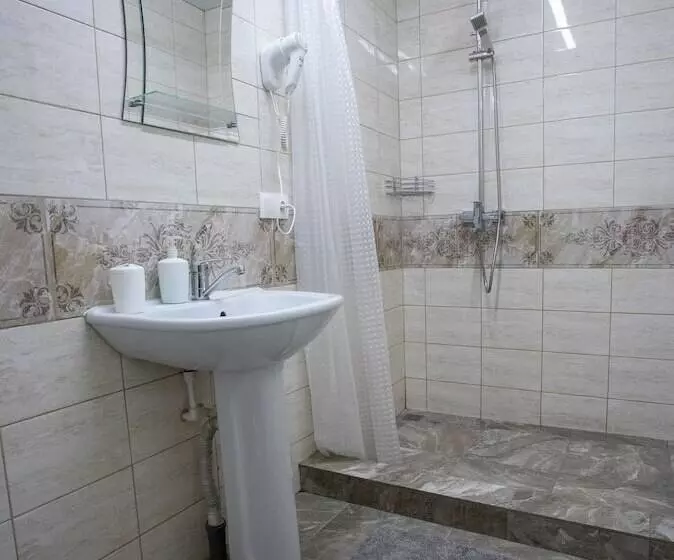 Auberge Guest House Piter