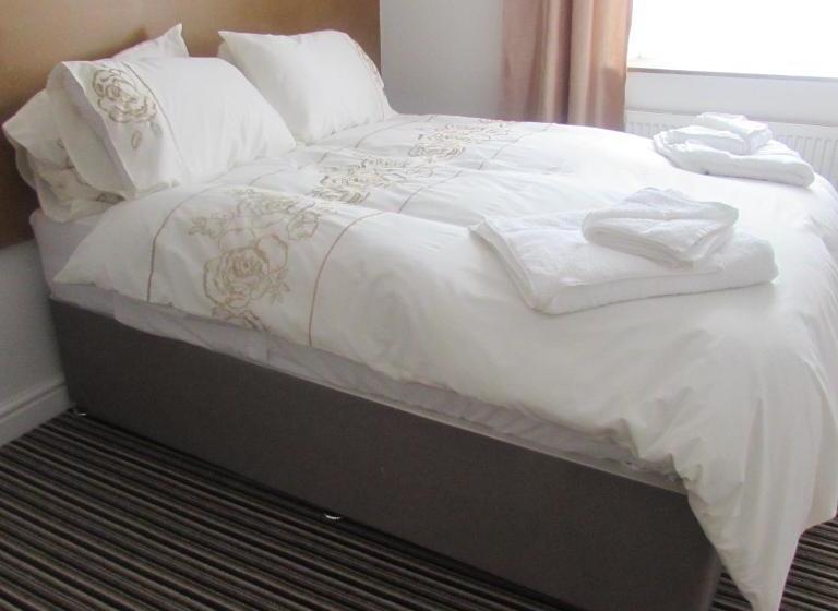 ベッドアンドブレックファースト Lord Nelson