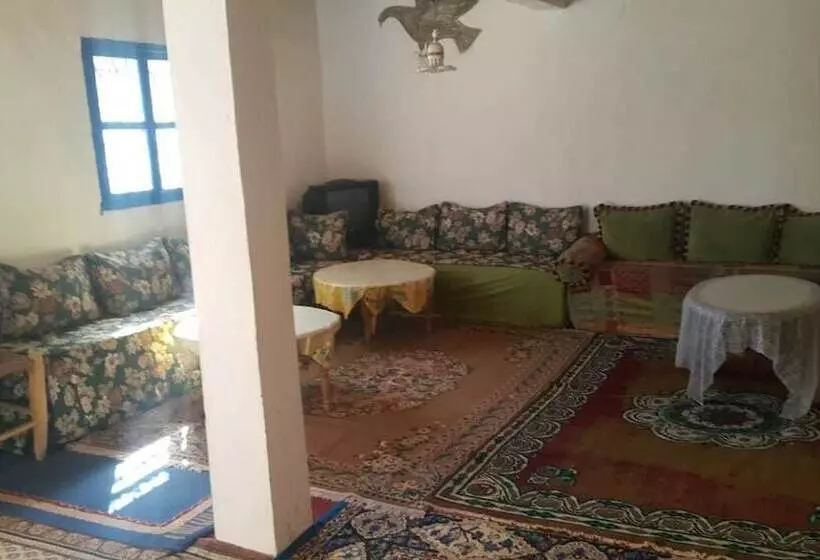 مسافرخانه Chrifi Gite Etape