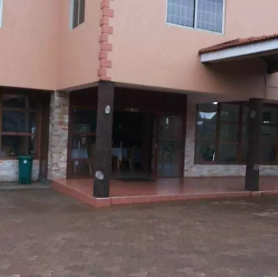 هتل Makan Hill Resort