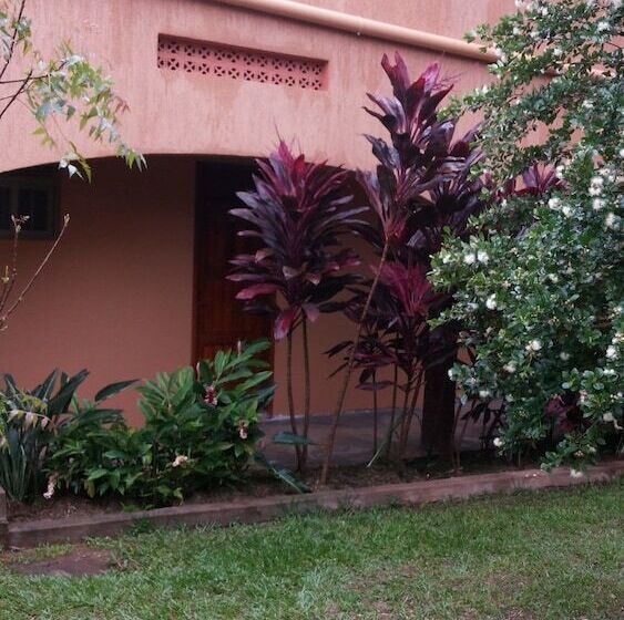 هتل Makan Hill Resort